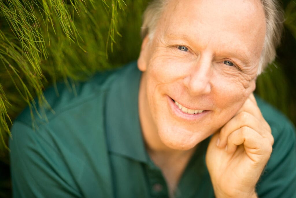 Alan Cohen, autor de un curso de milagros fácil